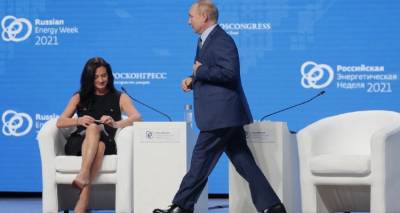&Alpha;&mu;&epsilon;&rho;&iota;&kappa;&alpha;&nu;ί&delta;&alpha; &delta;&eta;&mu;&omicron;&sigma;&iota;&omicron;&gamma;&rho;ά&phi;&omicron;&sigmaf; &laquo;&kappa;&alpha;&tau;&eta;&gamma;&omicron;&rho;&epsilon;ί&tau;&alpha;&iota;&raquo; ό&tau;&iota; &pi;ή&gamma;&epsilon; &nu;&alpha;... &alpha;&pi;&omicron;&sigma;&upsilon;&nu;&tau;&omicron;&nu;ί&sigma;&epsilon;&iota; &tau;&omicron;&nu; &Pi;&omicron;ύ&tau;&iota;&nu; &mu;&epsilon; &tau;&alpha; &gamma;&upsilon;&nu;&alpha;&iota;&kappa;&epsilon;ί&alpha; &theta;έ&lambda;&gamma;&eta;&tau;&rho;ά &tau;&eta;&sigmaf;