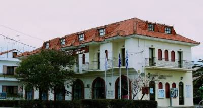 &Epsilon;&pi;&alpha;&rho;&chi;&epsilon;ί&omicron; &Lambda;ή&mu;&nu;&omicron;&upsilon;: &Sigma;&tau;&eta; &Delta;.&Epsilon; &Mu;ύ&rho;&iota;&nu;&alpha;&sigmaf; &tau;&alpha; 2 &kappa;&rho;&omicron;ύ&sigma;&mu;&alpha;&tau;&alpha; &pi;&omicron;&upsilon; &alpha;&nu;&alpha;&kappa;&omicron;ί&nu;&omega;&sigma;&epsilon; &epsilon;&chi;&theta;έ&sigmaf; &omicron; &Epsilon;&Omicron;&Delta;&Upsilon;