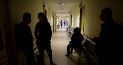&Gamma;&rho;ί&pi;&eta;: 60 &nu;&epsilon;&kappa;&rho;&omicron;ί | &Epsilon;&pi;&tau;ά &tau;&eta;&nu; &tau;&epsilon;&lambda;&epsilon;&upsilon;&tau;&alpha;ί&alpha; &epsilon;&beta;&delta;&omicron;&mu;ά&delta;&alpha;