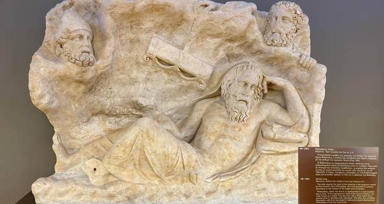 Φιλοκτήτης, Οδυσσέας και Διομήδης: Η μαρμάρινη σύνθεση στο Μουσείο Βραυρώνας με αναφορά στη Λήμνο