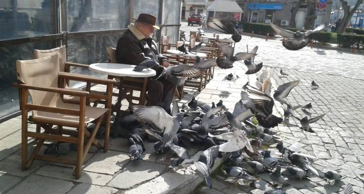 Το συγκινητικό αντίο στο Γρηγόρη Ζαβαλάκη | “Θα μας λείψεις βρε παππού…”