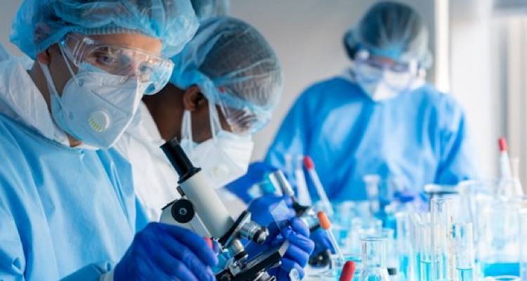 Ελπιδοφόρα έρευνα: Επιστήμονες ανέπτυξαν χημειοθεραπεία ικανή να σκοτώσει όλους τους συμπαγείς καρκινικούς όγκους