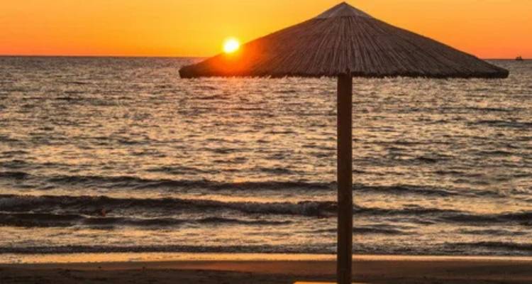 Στο μικροσκόπιο των ελέγχων και η Λήμνος | Οκτώ καταγγελίες για αυθαιρεσίες σε παραλίες πριν τον Ιούλιο