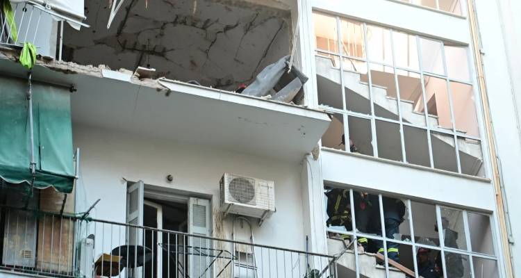 &laquo;Ό&pi;&omicron;&upsilon; &chi;&rho;&eta;&sigma;&iota;&mu;&omicron;&pi;&omicron;&iota;&omicron;ύ&sigma;&alpha;&nu; &tau;&eta; &beta;ό&mu;&beta;&alpha; &theta;&alpha; &pi;&rho;&omicron;&kappa;&alpha;&lambda;&omicron;ύ&sigma;&alpha;&nu; &chi;&alpha;&mu;ό&raquo; -&Tau;&iota; &epsilon;&kappa;&tau;&iota;&mu;ά &eta; &Epsilon;&Lambda;&Alpha;&Sigma; &gamma;&iota;&alpha; &tau;&alpha; ά&tau;&omicron;&mu;&alpha; &sigma;&tau;&eta; &gamma;&iota;ά&phi;&kappa;&alpha; &tau;&omega;&nu; &Alpha;&mu;&pi;&epsilon;&lambda;&omicron;&kappa;ή&pi;&omega;&nu;