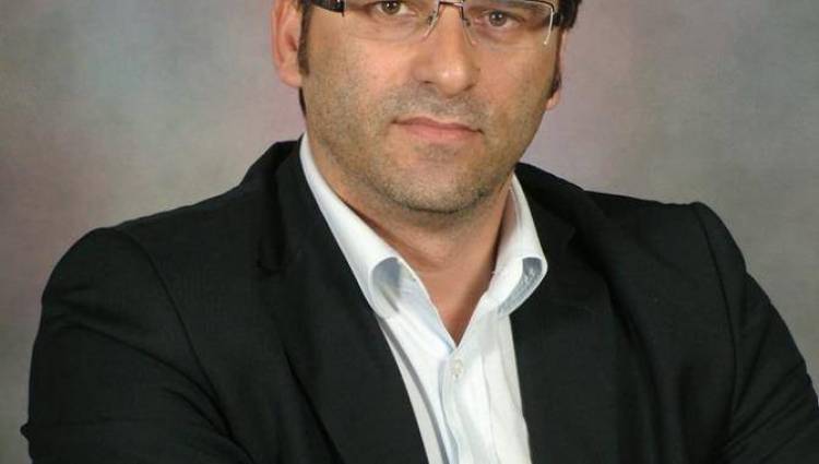 &Sigma;&upsilon;&nu;ά&nu;&tau;&eta;&sigma;&eta; &Mu;&alpha;&rho;&iota;&nu;ά&kappa;&eta; &mu;&epsilon; &Pi;&omicron;&lambda;&omega;&nu;&omicron;ύ&sigmaf; &delta;&eta;&mu;&omicron;&sigma;&iota;&omicron;&gamma;&rho;ά&phi;&omicron;&upsilon;&sigmaf; &gamma;&iota;&alpha; &tau;&eta;&nu; &epsilon;&nu;ί&sigma;&chi;&upsilon;&sigma;&eta; &tau;&omega;&nu; &tau;&omicron;&upsilon;&rho;&iota;&sigma;&tau;&iota;&kappa;ώ&nu; &sigma;&chi;έ&sigma;&epsilon;&omega;&nu; &Lambda;ή&mu;&nu;&omicron;&upsilon;-&Pi;&omicron;&lambda;&omega;&nu;ί&alpha;&sigmaf;