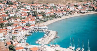 &Tau;&alpha; &nu;&eta;&sigma;&iota;ά &delta;&iota;&alpha;&mu;ά&nu;&tau;&iota;&alpha; &tau;&omicron;&upsilon; &Beta;&omicron;&rho;&epsilon;ί&omicron;&upsilon; &Alpha;&iota;&gamma;&alpha;ί&omicron;&upsilon; (photos)
