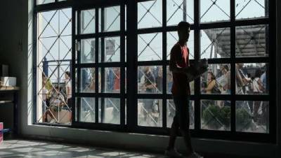 &Tau;&iota; &alpha;&lambda;&lambda;ά&zeta;&epsilon;&iota; &sigma;&epsilon; &alpha;&pi;&omicron;&upsilon;&sigma;ί&epsilon;&sigmaf;, &epsilon;&gamma;&gamma;&rho;&alpha;&phi;έ&sigmaf; &kappa;&alpha;&iota; &epsilon;&pi;&alpha;ί&nu;&omicron;&upsilon;&sigmaf;, &sigma;&epsilon; &Gamma;&upsilon;&mu;&nu;ά&sigma;&iota;&alpha; &kappa;&alpha;&iota; &Lambda;ύ&kappa;&epsilon;&iota;&alpha;