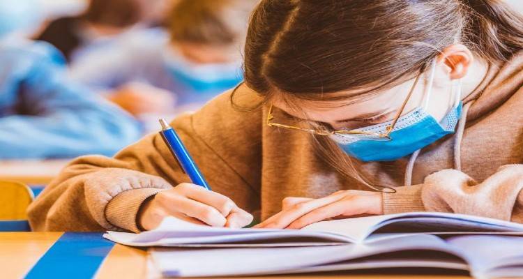 Λήμνος: Έκλεισε τμήμα σχολείου | Θετική στον Covid δασκάλα