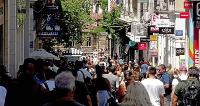 &Kappa;&omicron;&rho;&omega;&nu;&omicron;ϊό&sigmaf;: &Sigma;&tau;&alpha; 2.794 &tau;&alpha; &nu;έ&alpha; &kappa;&rho;&omicron;ύ&sigma;&mu;&alpha;&tau;&alpha;