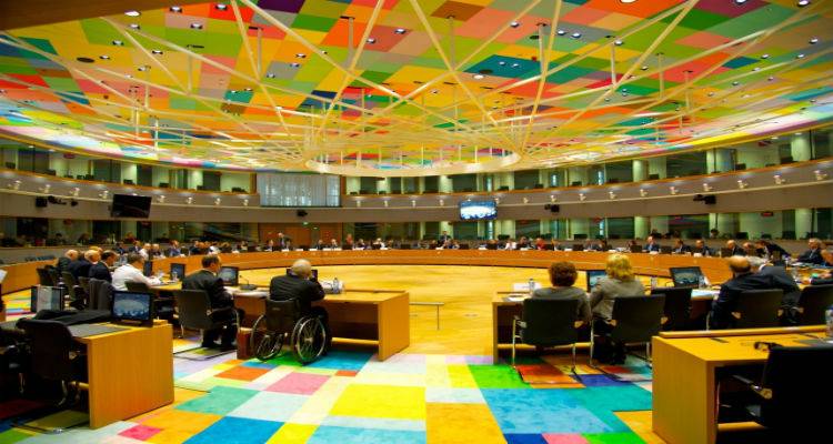 &Tau;&iota; &gamma;&rho;&alpha;&beta;ά&tau;&alpha; &pi;ή&rho;&alpha;&mu;&epsilon; &mu;&epsilon;&tau;ά &alpha;&pi;ό 10 &mu;ή&nu;&epsilon;&sigmaf; &delta;&iota;&alpha;&pi;&rho;&alpha;&gamma;&mu;ά&tau;&epsilon;&upsilon;&sigma;&eta;&sigmaf; &mu;&epsilon; &tau;&omicron;&upsilon;&sigmaf; &delta;&alpha;&nu;&epsilon;&iota;&sigma;&tau;έ&sigmaf;