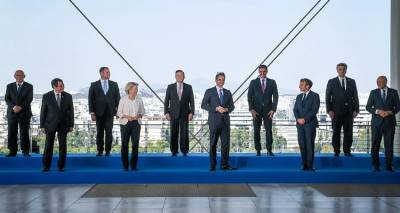 &laquo;&Eta; &Delta;&iota;&alpha;&kappa;ή&rho;&upsilon;&xi;&eta; &tau;&omega;&nu; &Alpha;&theta;&eta;&nu;ώ&nu;&raquo;: Ό&lambda;&omicron; &tau;&omicron; &kappa;&epsilon;ί&mu;&epsilon;&nu;&omicron; &pi;&omicron;&upsilon; &upsilon;&iota;&omicron;&theta;έ&tau;&eta;&sigma;&alpha;&nu; &omicron;&iota; &eta;&gamma;έ&tau;&epsilon;&sigmaf; &tau;&eta;&sigmaf; EUMED9 &gamma;&iota;&alpha; &tau;&eta;&nu; &kappa;&lambda;&iota;&mu;&alpha;&tau;&iota;&kappa;ή &alpha;&lambda;&lambda;&alpha;&gamma;ή