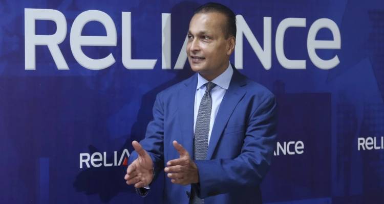 &Iota;&nu;&delta;ί&alpha;: &Upsilon;&pi;ό έ&rho;&epsilon;&upsilon;&nu;&alpha; &gamma;&iota;&alpha; &tau;&rho;&alpha;&pi;&epsilon;&zeta;&iota;&kappa;ή &alpha;&pi;ά&tau;&eta; &omicron; &epsilon;&pi;&iota;&chi;&epsilon;&iota;&rho;&eta;&mu;&alpha;&tau;ί&alpha;&sigmaf; &Alpha;&nu;ί&lambda; &Alpha;&mu;&pi;ά&nu;&iota;, &alpha;&delta;&epsilon;&lambda;&phi;ό&sigmaf; &tau;&omicron;&upsilon; &pi;&lambda;&omicron;&upsilon;&sigma;&iota;ό&tau;&epsilon;&rho;&omicron;&upsilon; &alpha;&nu;&theta;&rho;ώ&pi;&omicron;&upsilon; &tau;&eta;&sigmaf; &Alpha;&sigma;ί&alpha;&sigmaf;