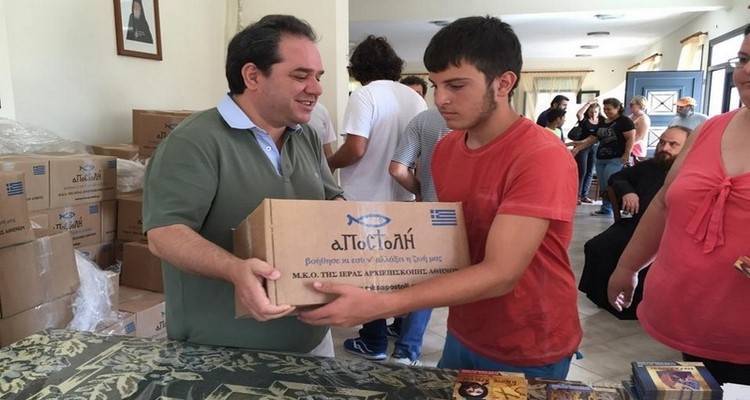 H &laquo;&Alpha;&pi;&omicron;&sigma;&tau;&omicron;&lambda;ή&raquo; &laquo;&kappa;&omicron;&nu;&tau;ά &sigma;&tau;&omicron;&upsilon;&sigmaf; &Alpha;&kappa;&rho;ί&tau;&epsilon;&sigmaf;&raquo; &sigma;&tau;&omicron;&nu; &Alpha;&eta; &Sigma;&tau;&rho;ά&tau;&eta; &kappa;&alpha;&iota; &tau;&eta; &Lambda;ή&mu;&nu;&omicron; (photos+video)