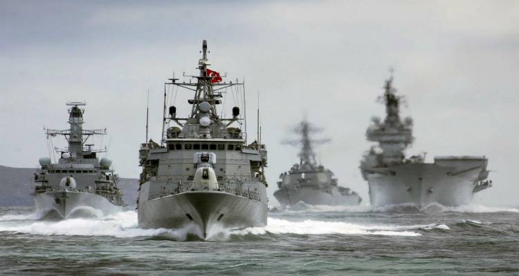&Eta; Ά&gamma;&kappa;&upsilon;&rho;&alpha; &epsilon;&pi;&alpha;&nu;έ&rho;&chi;&epsilon;&tau;&alpha;&iota; &sigma;&tau;&alpha; &pi;&epsilon;&rho;ί &alpha;&pi;&omicron;&sigma;&tau;&rho;&alpha;&tau;&iota;&kappa;&omicron;&pi;&omicron;ί&eta;&sigma;&eta;&sigmaf; &tau;&eta;&sigmaf; &Lambda;ή&mu;&nu;&omicron;&upsilon; &kappa;&alpha;&iota; ά&lambda;&lambda;&omega;&nu; &nu;&eta;&sigma;&iota;ώ&nu; &tau;&omicron;&upsilon; &Alpha;&iota;&gamma;&alpha;ί&omicron;&upsilon;