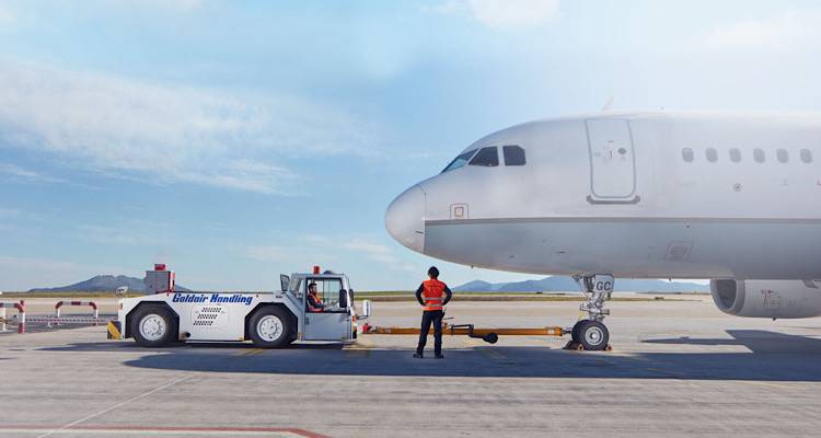 &Eta; Goldair Handling &epsilon;&pi;&epsilon;&kappa;&tau;&epsilon;ί&nu;&epsilon;&tau;&alpha;&iota; &sigma;&epsilon; &Lambda;ή&mu;&nu;&omicron;, &Iota;&omega;ά&nu;&nu;&iota;&nu;&alpha;, &Kappa;ά&sigma;&omicron; &kappa;&alpha;&iota; &Kappa;&alpha;&sigma;&tau;&epsilon;&lambda;ό&rho;&iota;&zeta;&omicron;