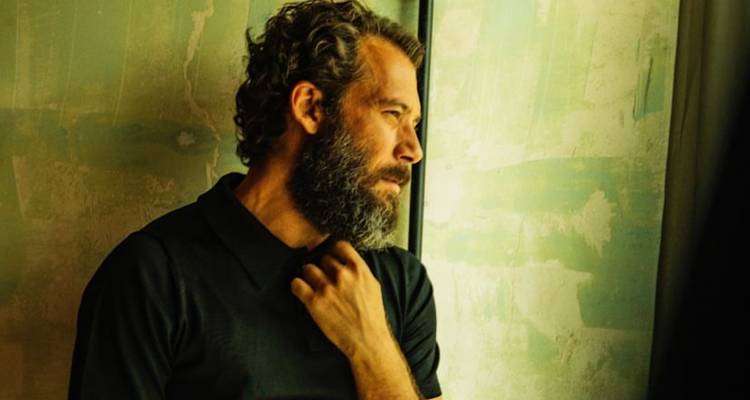 Αντίνοος Αλμπάνης: «Εξετάσου! Δεν θα το κάνει κανείς για σένα!»