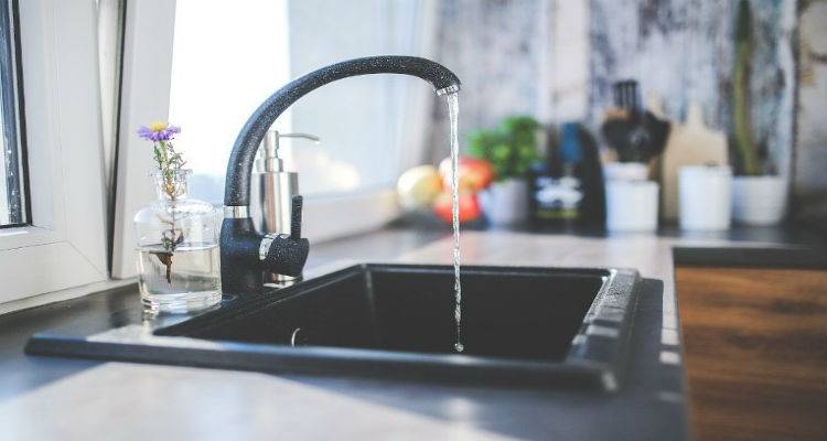 &Epsilon;&rho;&gamma;&alpha;&sigma;ί&epsilon;&sigmaf; &kappa;&alpha;&theta;&alpha;&rho;&iota;&sigma;&mu;&omicron;ύ &alpha;ύ&rho;&iota;&omicron; &sigma;&tau;&omicron; &delta;ί&kappa;&tau;&upsilon;&omicron; ύ&delta;&rho;&epsilon;&upsilon;&sigma;&eta;&sigmaf; &tau;&omicron;&upsilon; &Theta;ά&nu;&omicron;&upsilon;&sigmaf;