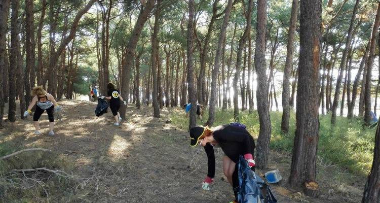 &Mu;&epsilon; &epsilon;&pi;&iota;&tau;&upsilon;&chi;ί&alpha; &eta; &epsilon;&theta;&epsilon;&lambda;&omicron;&nu;&tau;&iota;&kappa;ή &delta;&rho;ά&sigma;&eta; &kappa;&alpha;&theta;&alpha;&rho;&iota;&sigma;&mu;&omicron;ύ &tau;&omicron;&upsilon; &alpha;&lambda;&sigma;&upsilon;&lambda;&lambda;ί&omicron;&upsilon; &tau;&eta;&sigmaf; &Nu;έ&alpha;&sigmaf; &Kappa;&omicron;ύ&tau;&alpha;&lambda;&eta;&sigmaf; (photos)