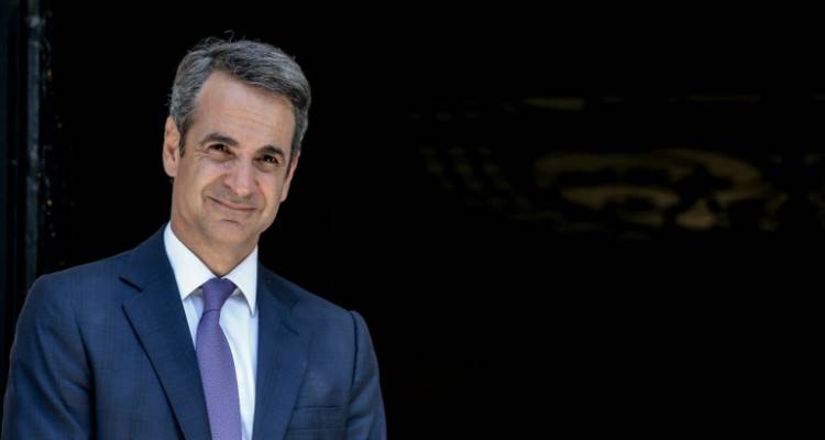 Θετικές για τον Μητσοτάκη οι πρώτες 100 ημέρες | Αχίλλειος πτέρνα το μεταναστευτικό