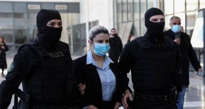 &Epsilon;&pi;ί&theta;&epsilon;&sigma;&eta; &mu;&epsilon; &beta;&iota;&tau;&rho;&iota;ό&lambda;&iota;: &Kappa;ά&theta;&epsilon;&iota;&rho;&xi;&eta; 15 &epsilon;&tau;ώ&nu; &sigma;&tau;&eta;&nu; Έ&phi;&eta; &Kappa;&alpha;&kappa;&alpha;&rho;ά&nu;&tau;&zeta;&omicron;&upsilon;&lambda;&alpha; &gamma;&iota;&alpha; &tau;&eta;&nu; &alpha;&pi;ό&pi;&epsilon;&iota;&rho;&alpha; &alpha;&nu;&theta;&rho;&omega;&pi;&omicron;&kappa;&tau;&omicron;&nu;ί&alpha;&sigmaf; &sigma;&epsilon; &beta;ά&rho;&omicron;&sigmaf; &tau;&eta;&sigmaf; &Iota;&omega;ά&nu;&nu;&alpha;&sigmaf; - &Kappa;&alpha;&nu;έ&nu;&alpha; &epsilon;&lambda;&alpha;&phi;&rho;&upsilon;&nu;&tau;&iota;&kappa;ό