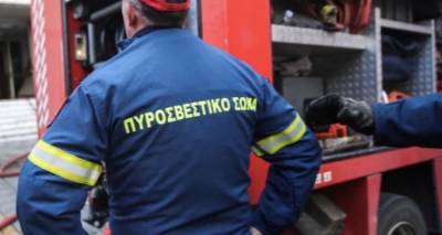 &Phi;&omega;&tau;&iota;ά &sigma;&epsilon; &epsilon;&xi;&omicron;&chi;&iota;&kappa;ή &kappa;&alpha;&tau;&omicron;&iota;&kappa;ί&alpha; &sigma;&tau;&eta; &Nu;. &Kappa;&omicron;ύ&tau;&alpha;&lambda;&eta;