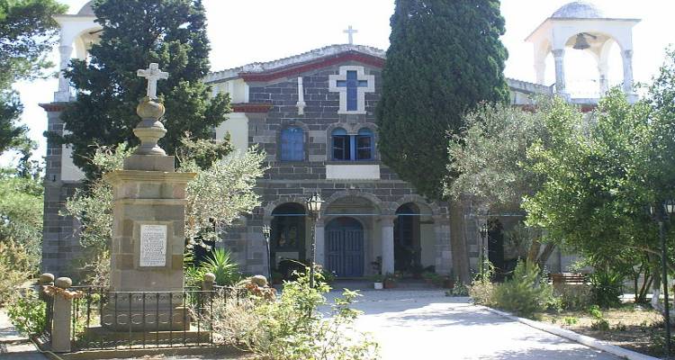 &Tau;&omicron; &Rho;&epsilon;&pi;&alpha;&nu;ί&delta;&iota; &gamma;&iota;&omicron;&rho;&tau;ά&zeta;&epsilon;&iota; &tau;&eta;&nu; &alpha;&nu;&alpha;&kappa;&omicron;&mu;&iota;&delta;ή &tau;&omega;&nu; &Iota;&epsilon;&rho;ώ&nu; &Lambda;&epsilon;&iota;&psi;ά&nu;&omega;&nu; &tau;&omicron;&upsilon; &Alpha;&gamma;ί&omicron;&upsilon; &Gamma;&epsilon;&omega;&rho;&gamma;ί&omicron;&upsilon;