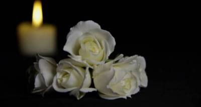 &Pi;έ&theta;&alpha;&nu;&epsilon; &omicron; &Nu;ί&kappa;&omicron;&sigmaf; &Kappa;&omicron;&tau;&zeta;&alpha;&mu;ά&nu;&omicron;&gamma;&lambda;&omicron;&upsilon;