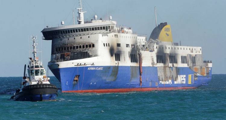 &Pi;&nu;&iota;&gamma;&mu;ό&sigmaf; &eta; &alpha;&iota;&tau;ί&alpha; &theta;&alpha;&nu;ά&tau;&omicron;&upsilon; &tau;&omega;&nu; &Epsilon;&lambda;&lambda;ή&nu;&omega;&nu; &tau;&omicron;&upsilon; Norman Atlantic