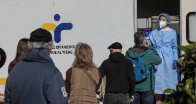 &Kappa;&omicron;&rho;&omega;&nu;&omicron;ϊό&sigmaf;: &Sigma;&tau;&alpha; 33.716 &tau;&alpha; &nu;έ&alpha; &kappa;&rho;&omicron;ύ&sigma;&mu;&alpha;&tau;&alpha; | 12.884 &sigma;&tau;&eta;&nu; &Alpha;&tau;&tau;&iota;&kappa;ή