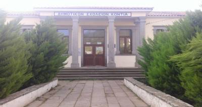 &Kappa;&lambda;&epsilon;&iota;&sigma;&tau;ά ό&lambda;&alpha; &tau;&alpha; &sigma;&chi;&omicron;&lambda;&epsilon;ί&alpha; &tau;&eta;&sigmaf; &chi;ώ&rho;&alpha;&sigmaf; &sigma;&tau;&iota;&sigmaf; 2 &Nu;&omicron;&epsilon;&mu;&beta;&rho;ί&omicron;&upsilon;