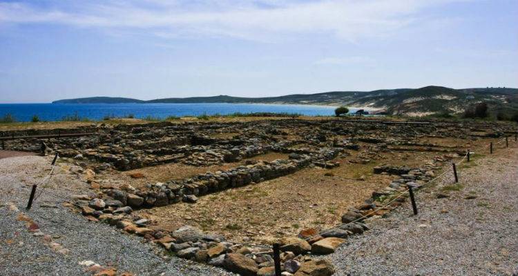 Για την ιστορία...