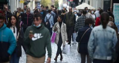 &Kappa;&omicron;&rho;&omega;&nu;&omicron;ϊό&sigmaf;: 105 &theta;ά&nu;&alpha;&tau;&omicron;&iota;, 7.287 &nu;έ&alpha; &kappa;&rho;&omicron;ύ&sigma;&mu;&alpha;&tau;&alpha;, 608 &delta;&iota;&alpha;&sigma;&omega;&lambda;&eta;&nu;&omega;&mu;έ&nu;&omicron;&iota;