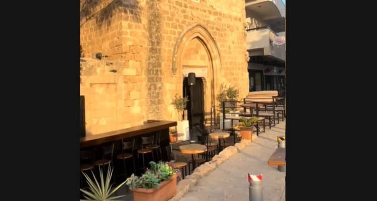Στην Αμμόχωστο μετέτρεψαν εκκλησία σε καφέ-μπαρ -Σάλος και αντιδράσεις, δείτε βίντεο