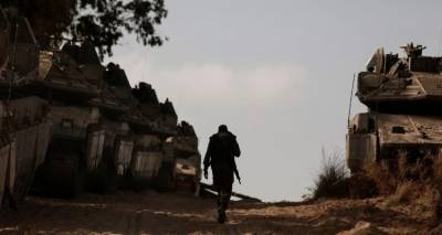 &Sigma;&epsilon; &epsilon;&phi;&alpha;&rho;&mu;&omicron;&gamma;ή &eta; &epsilon;&kappa;&epsilon;&chi;&epsilon;&iota;&rho;ί&alpha; &mu;&epsilon;&tau;&alpha;&xi;ύ &Iota;&sigma;&rho;&alpha;ή&lambda; &kappa;&alpha;&iota; &Chi;&alpha;&mu;ά&sigmaf; &mu;&epsilon;&tau;ά &alpha;&pi;ό 11 &mu;έ&rho;&epsilon;&sigmaf; &sigma;&upsilon;&gamma;&kappa;&rho;&omicron;ύ&sigma;&epsilon;&omega;&nu;: &Mu;&epsilon;&sigma;&omicron;&lambda;ά&beta;&eta;&sigma;&epsilon; &eta; &Alpha;ί&gamma;&upsilon;&pi;&tau;&omicron;&sigmaf;