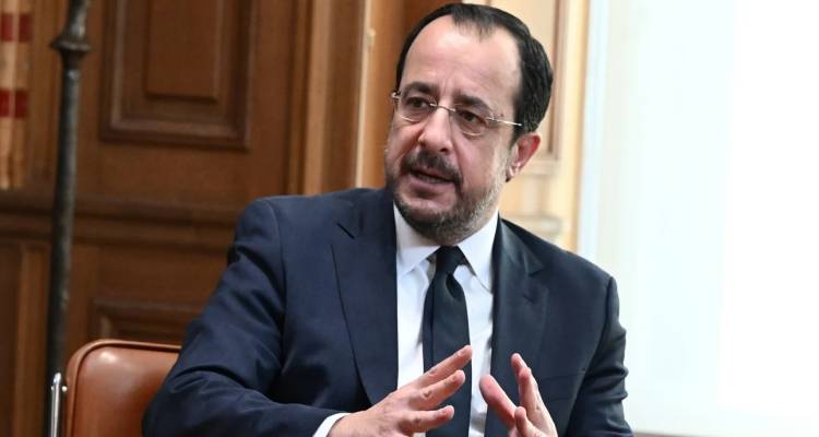 &Eta; &pi;&rho;ώ&tau;&eta; &alpha;&nu;&tau;ί&delta;&rho;&alpha;&sigma;&eta; &Chi;&rho;&iota;&sigma;&tau;&omicron;&delta;&omicron;&upsilon;&lambda;ί&delta;&eta; &gamma;&iota;&alpha; &tau;&omicron; &beta;ί&nu;&tau;&epsilon;&omicron; &mu;&epsilon; &tau;&iota;&sigmaf; &laquo;&mu;ί&zeta;&epsilon;&sigmaf;&raquo; | &laquo;Ό&pi;&omicron;&iota;&omicron;&sigmaf; έ&chi;&epsilon;&iota; &sigma;&tau;&omicron;&iota;&chi;&epsilon;ί&alpha; &nu;&alpha; &kappa;&alpha;&tau;&alpha;&theta;έ&sigma;&epsilon;&iota; &sigma;&tau;&iota;&sigmaf; &Alpha;&rho;&chi;έ&sigmaf;&raquo;