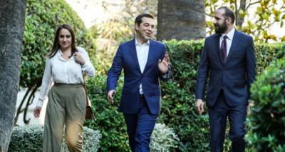 &Pi;&alpha;&rho;&alpha;&sigma;&kappa;ή&nu;&iota;&omicron;: &Omicron; &alpha;&nu;&alpha;&sigma;&chi;&eta;&mu;&alpha;&tau;&iota;&sigma;&mu;ό&sigmaf; &Tau;&sigma;ί&pi;&rho;&alpha; | &Gamma;&iota;&alpha;&tau;ί &epsilon;&pi;έ&lambda;&epsilon;&xi;&epsilon; &Tau;&zeta;&alpha;&nu;&alpha;&kappa;ό&pi;&omicron;&upsilon;&lambda;&omicron; έ&nu;&alpha;&nu;&tau;&iota; &Sigma;&kappa;&omicron;&upsilon;&rho;&lambda;έ&tau;&eta;, &tau;&iota; &theta;&alpha; &gamma;ί&nu;&epsilon;&iota; &mu;&epsilon; &tau;&omicron;&nu; &Pi;&alpha;&pi;&pi;ά