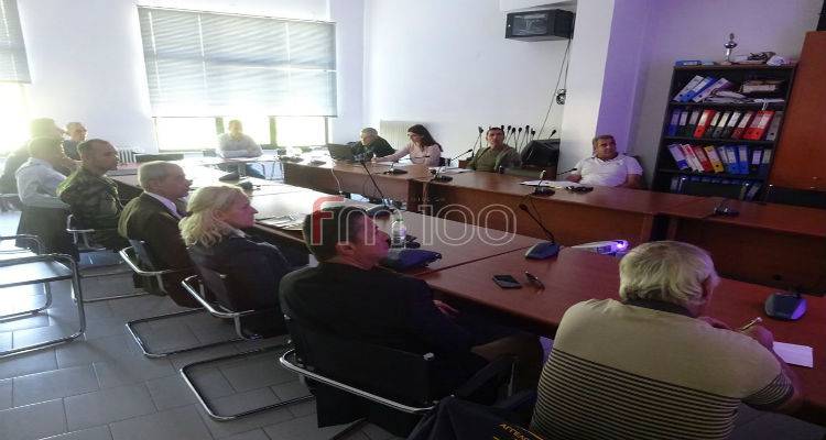 &Lambda;ή&mu;&nu;&omicron;&sigmaf;: &Nu;έ&alpha; &sigma;&upsilon;&nu;&epsilon;&delta;&rho;ί&alpha;&sigma;&eta; &tau;&omicron;&upsilon; &Sigma;&upsilon;&nu;&tau;&omicron;&nu;&iota;&sigma;&tau;&iota;&kappa;&omicron;ύ &Omicron;&rho;&gamma;ά&nu;&omicron;&upsilon; &Pi;&omicron;&lambda;&iota;&tau;&iota;&kappa;ή&sigmaf; &Pi;&rho;&omicron;&sigma;&tau;&alpha;&sigma;ί&alpha;&sigmaf;