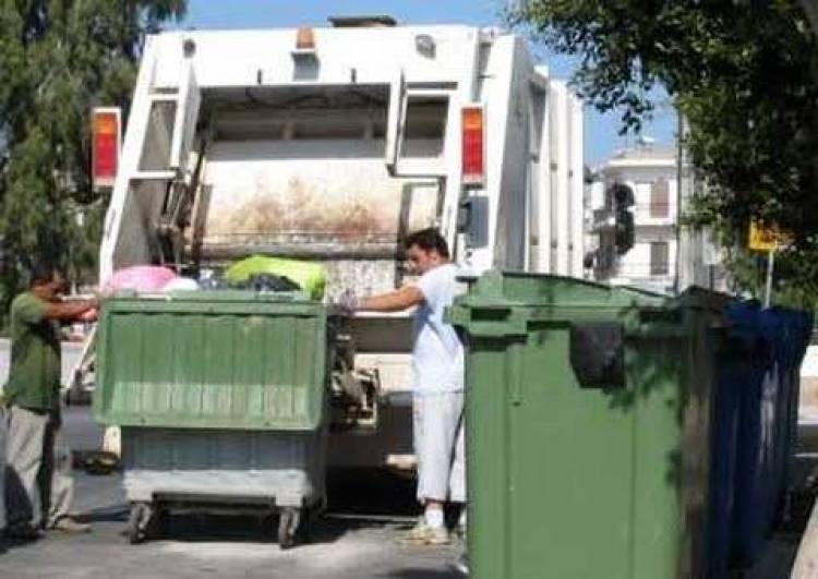 &Sigma;&upsilon;&mu;&beta;&alpha;ί&nu;&epsilon;&iota; &kappa;&alpha;&iota; &alpha;&upsilon;&tau;ό, &kappa;ά&delta;&omicron;&iota; &chi;&omega;&rho;ί&sigmaf; &pi;ά&tau;&omicron; &sigma;&tau;&eta; &Lambda;ή&mu;&nu;&omicron;