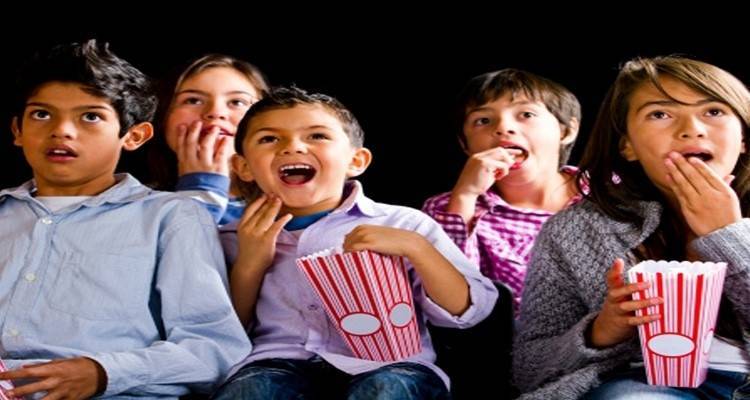 Συνεχίζονται οι όμορφες κινηματογραφικές βραδιές του Νηπιαγωγείου Πλατέος