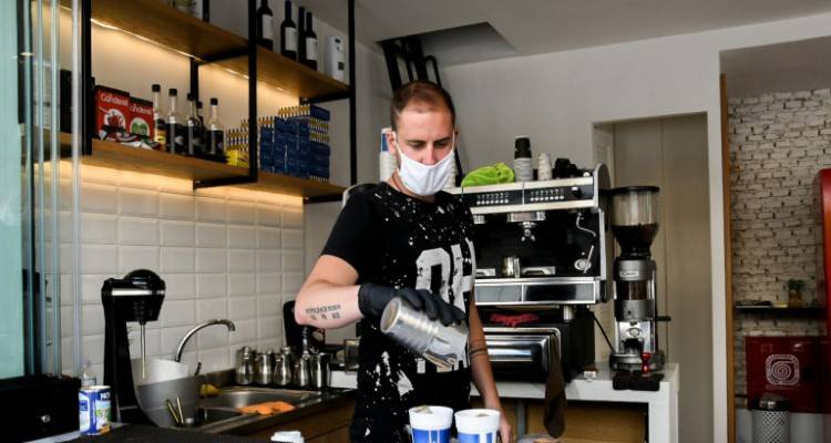 Καταβάλλεται σήμερα η αποζημίωση ειδικού σκοπού σε 9.805 δικαιούχους | Ποιους αφορά