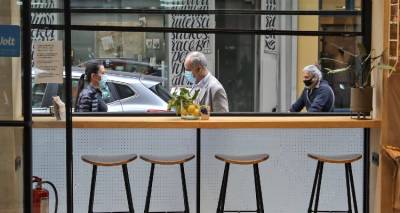 &laquo;&Rho;&omicron;&lambda;ά&raquo; &kappa;&alpha;&tau;&epsilon;&beta;ά&zeta;&epsilon;&iota; &eta; &epsilon;&sigma;&tau;ί&alpha;&sigma;&eta; &tau;&eta;&nu; &Tau;&rho;ί&tau;&eta;, &sigma;&epsilon; ό&lambda;&eta; &tau;&eta;&nu; &Epsilon;&lambda;&lambda;ά&delta;&alpha; | &Tau;&alpha; 9 &mu;έ&tau;&rho;&alpha; &sigma;&tau;ή&rho;&iota;&xi;&eta;&sigmaf; &pi;&omicron;&upsilon; &zeta;&eta;&tau;&omicron;ύ&nu; &omicron;&iota; &kappa;&alpha;&tau;&alpha;&sigma;&tau;&eta;&mu;&alpha;&tau;ά&rho;&chi;&epsilon;&sigmaf;