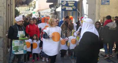 &Pi;ά&nu;&omega; &alpha;&pi;ό 1.000 &kappa;&alpha;&rho;&nu;&alpha;&beta;&alpha;&lambda;&iota;&sigma;&tau;έ&sigmaf; &sigma;&tau;&eta;&nu; 7&eta; &kappa;&alpha;&rho;&nu;&alpha;&beta;&alpha;&lambda;&iota;&kappa;ή &pi;&alpha;&rho;έ&lambda;&alpha;&sigma;&eta; &tau;&eta;&sigmaf; &Mu;ύ&rho;&iota;&nu;&alpha;&sigmaf;