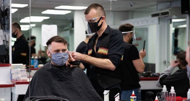 Βρετανία – Κορονοϊός: H κυβέρνηση δεν αποκλείει την καθυστέρηση των σχεδίων για την ολοκληρωτική χαλάρωση των περιοριστικών μέτρων