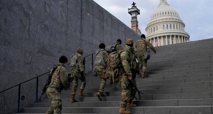ΗΠΑ: Από έλεγχο όλοι οι στρατιωτικοί που θα προστατεύσουν την ορκωμοσία Μπάιντεν