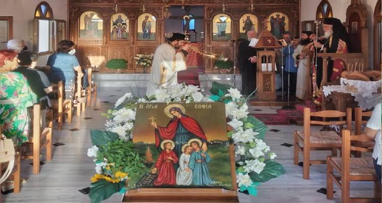 &Sigma;&tau;&omicron;&nu; &Kappa;ό&tau;&sigma;&iota;&nu;&alpha; &eta; &Lambda;ή&mu;&nu;&omicron;&sigmaf; &tau;ί&mu;&eta;&sigma;&epsilon; &tau;&eta; &mu;&nu;ή&mu;&eta; &tau;&omega;&nu; &Alpha;&gamma;ί&omega;&nu; &Epsilon;&nu;&delta;ό&xi;&omega;&nu; &Pi;&alpha;&rho;&theta;&epsilon;&nu;&omicron;&mu;&alpha;&rho;&tau;ύ&rho;&omega;&nu; &Pi;ί&sigma;&tau;&epsilon;&omega;&sigmaf;, &Epsilon;&lambda;&pi;ί&delta;&omicron;&sigmaf; &kappa;&alpha;&iota; &Alpha;&gamma;ά&pi;&eta;&sigmaf; &kappa;&alpha;&iota; &tau;&eta;&sigmaf; &Alpha;&gamma;ί&alpha;&sigmaf; &mu;&eta;&tau;&rho;ό&sigmaf; &tau;&omicron;&upsilon;&sigmaf; &Sigma;&omicron;&phi;ί&alpha;&sigmaf;.