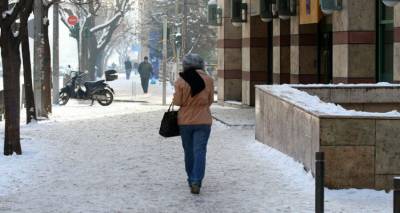 &Omicron; &chi;&epsilon;&iota;&mu;ώ&nu;&alpha;&sigmaf; έ&rho;&chi;&epsilon;&tau;&alpha;&iota;: &Pi;έ&phi;&tau;&epsilon;&iota; έ&omega;&sigmaf; 10 &beta;&alpha;&theta;&mu;&omicron;ύ&sigmaf; &eta; &theta;&epsilon;&rho;&mu;&omicron;&kappa;&rho;&alpha;&sigma;ί&alpha; | &Epsilon;&nu;&iota;&sigma;&chi;&upsilon;&mu;έ&nu;&omicron;&iota; &beta;&omicron;&rho;&iota;ά&delta;&epsilon;&sigmaf;, έ&rho;&chi;&omicron;&nu;&tau;&alpha;&iota; &chi;&iota;ό&nu;&iota;&alpha;