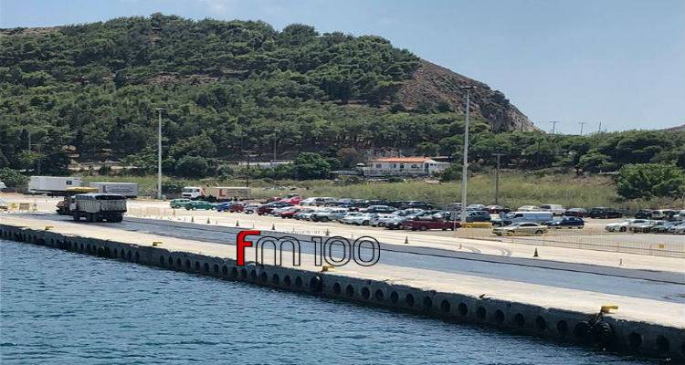 Εργασίες συντήρησης στο λιμάνι της Μύρινας