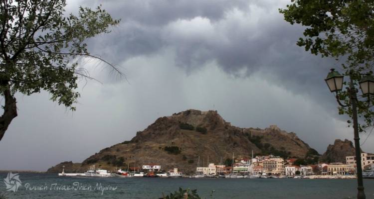 &Beta;ό&rho;&epsilon;&iota;&omicron; &Alpha;&iota;&gamma;&alpha;ί&omicron;: &Eta; &Gamma;.&Gamma;. &Pi;&omicron;&lambda;&iota;&tau;&iota;&kappa;ή&sigmaf; &Pi;&rho;&omicron;&sigma;&tau;&alpha;&sigma;ί&alpha;&sigmaf; &epsilon;&phi;&iota;&sigma;&tau;ά &tau;&eta;&nu; &pi;&rho;&omicron;&sigma;&omicron;&chi;ή &tau;&omega;&nu; &pi;&omicron;&lambda;&iota;&tau;ώ&nu; &gamma;&iota;&alpha; &tau;&eta;&nu; &epsilon;&pi;&iota;&kappa;&epsilon;ί&mu;&epsilon;&nu;&eta; &kappa;&alpha;&kappa;&omicron;&kappa;&alpha;&iota;&rho;ί&alpha;