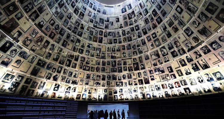 &Nu;ά&kappa;&eta; &Mu;&pi;έ&gamma;&alpha;, &eta; &kappa;&rho;&alpha;&tau;&omicron;ύ&mu;&epsilon;&nu;&eta; 77092 &tau;&omicron;&upsilon; Ά&omicron;&upsilon;&sigma;&beta;&iota;&tau;&sigmaf; &alpha;&phi;&eta;&gamma;&epsilon;ί&tau;&alpha;&iota; &sigma;&tau;&eta;&nu; &laquo;&Kappa;&raquo;: &laquo;&Nu;&alpha; &pi;&epsilon;&theta;ά&nu;&omicron;&upsilon;&mu;&epsilon; &tau;ώ&rho;&alpha;. &Delta;&epsilon;&nu; &mu;&pi;&omicron;&rho;&omicron;ύ&mu;&epsilon; ά&lambda;&lambda;&omicron;&raquo;