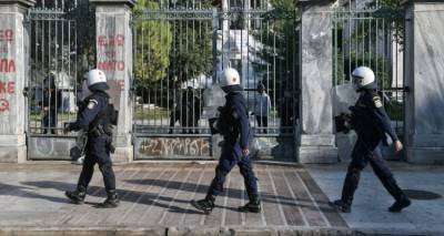 Nέ&alpha; &mu;έ&tau;&rho;&alpha; &gamma;&iota;&alpha; &tau;&eta;&nu; &epsilon;&pi;έ&tau;&epsilon;&iota;&omicron; &tau;&omicron;&upsilon; &Pi;&omicron;&lambda;&upsilon;&tau;&epsilon;&chi;&nu;&epsilon;ί&omicron;&upsilon;: &Alpha;&pi;&alpha;&gamma;ό&rho;&epsilon;&upsilon;&sigma;&eta; &sigma;&upsilon;&gamma;&kappa;&epsilon;&nu;&tau;&rho;ώ&sigma;&epsilon;&omega;&nu; &alpha;&pi;ό 4 ά&tau;&omicron;&mu;&alpha; &kappa;&alpha;&iota; &pi;ά&nu;&omega; | &Pi;&rho;ό&sigma;&tau;&iota;&mu;&alpha; &mu;έ&chi;&rho;&iota; 5.000 &epsilon;&upsilon;&rho;ώ